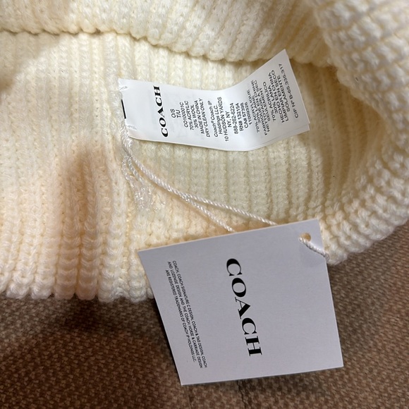 NWT Coach Patch Beanie - Picture 4 of 5